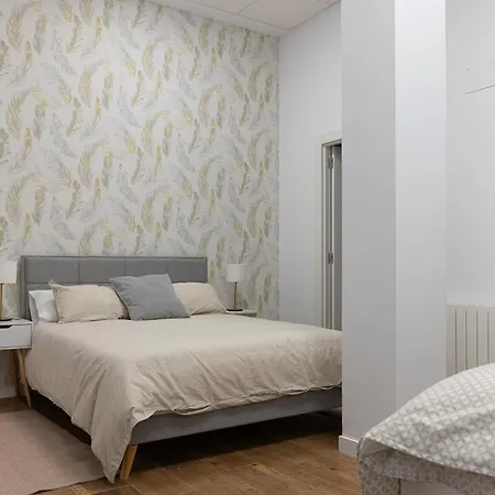 Bajo A Estrenar En El Centro De *