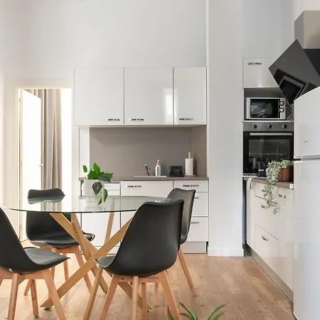 Bajo A Estrenar En El Centro De * Santander